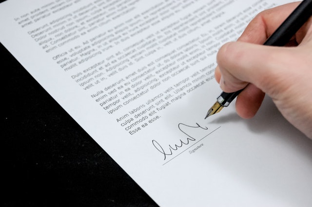 signing a Will - Will and estate planning Lawyers
